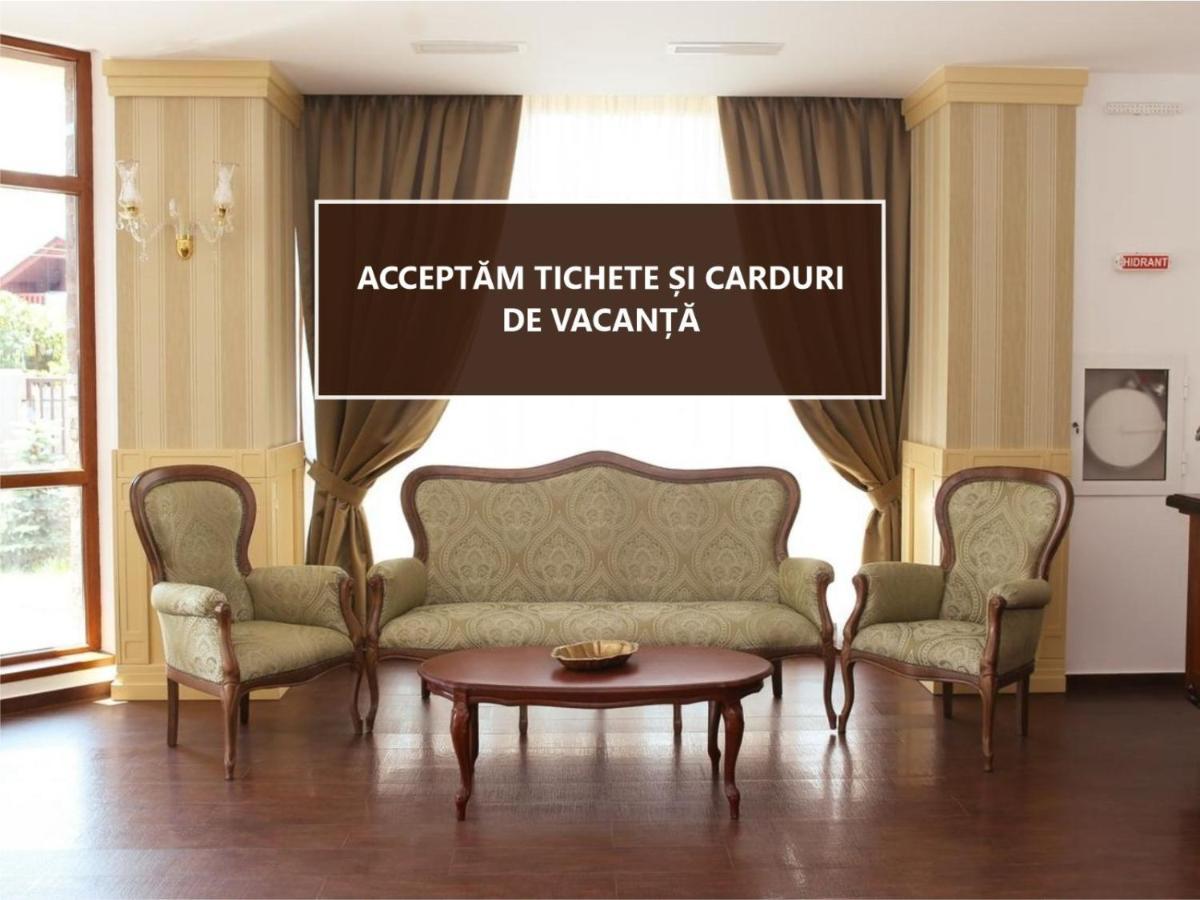 Hotel Bohemia Bacau Bagian luar foto